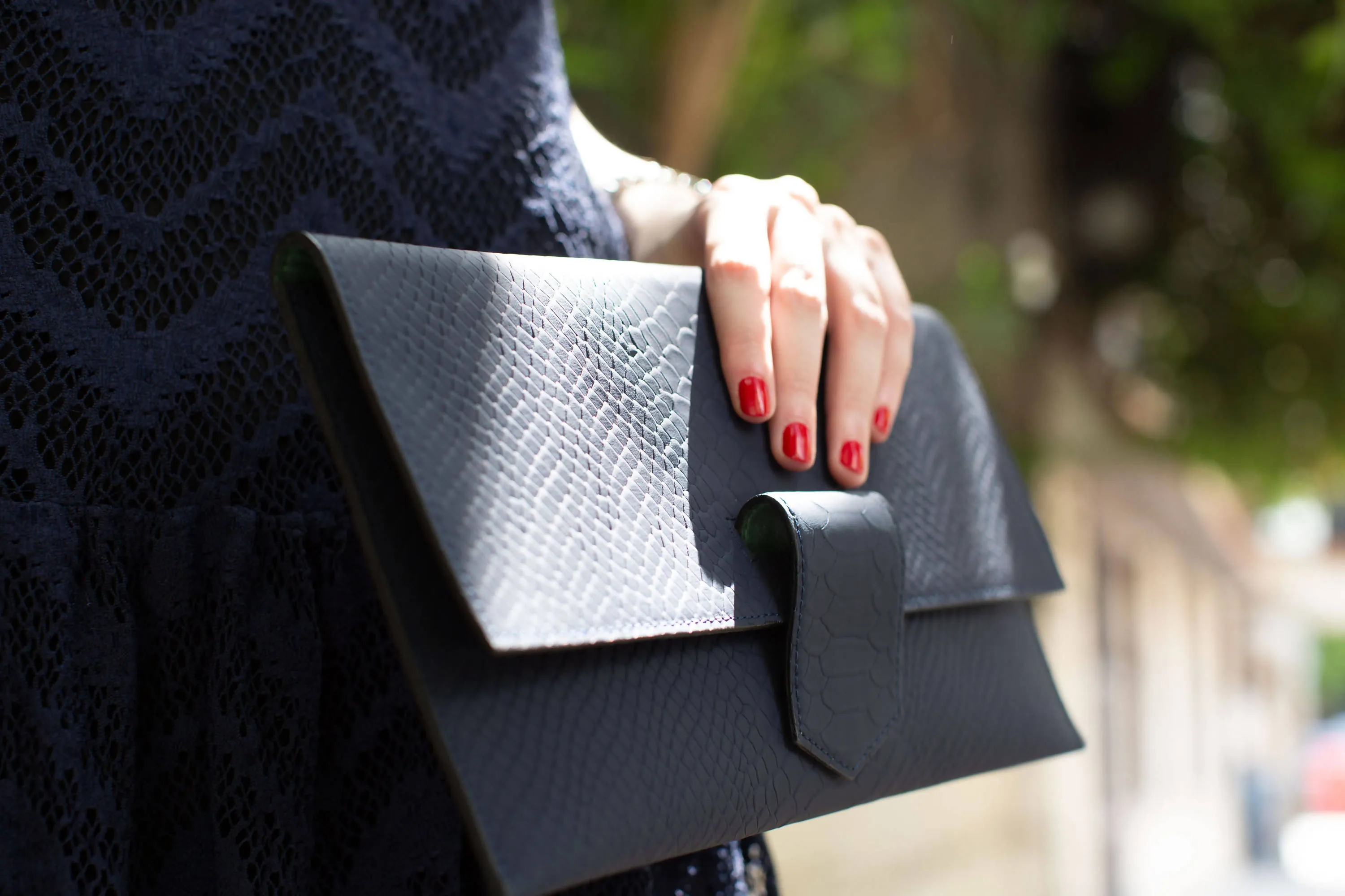 Nour Clutch - Navy blue - Lyliad Beirut