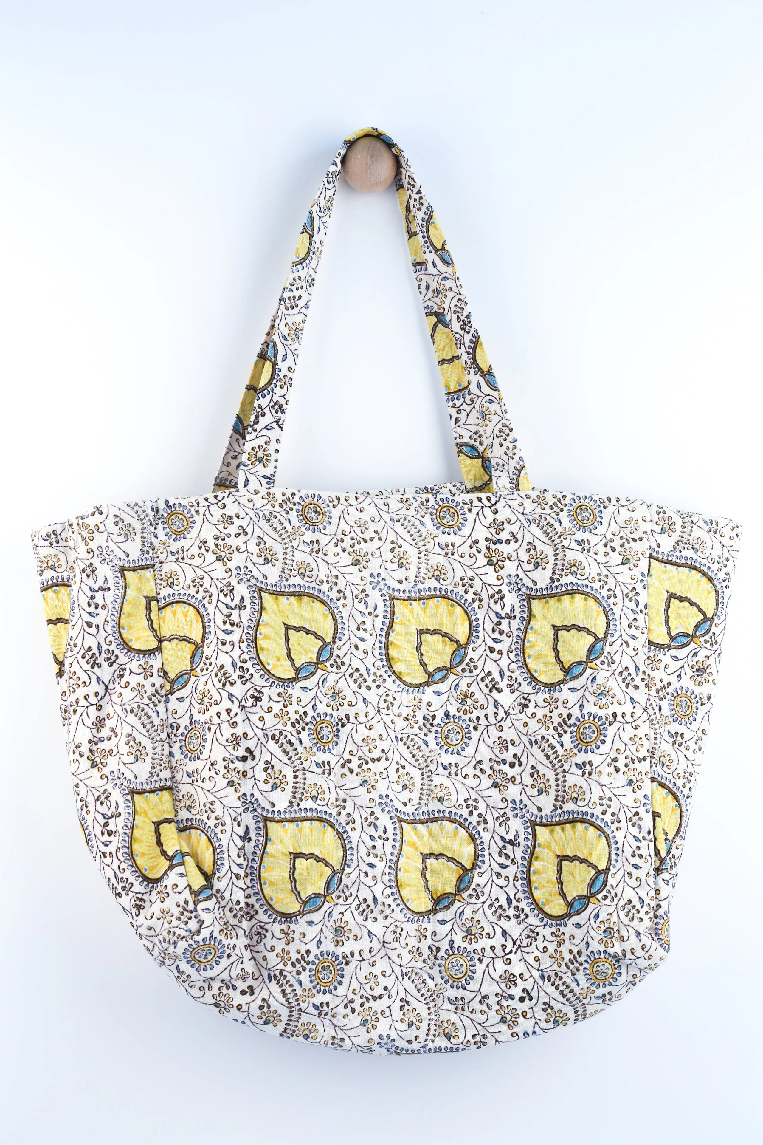 Shopping Bag: Paan