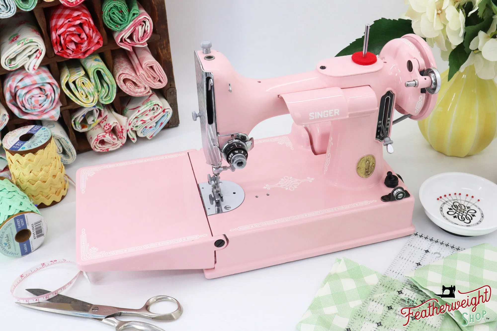 Singer Featherweight 221, AJ126*** - Fully Restored in Rosy Posy Pink