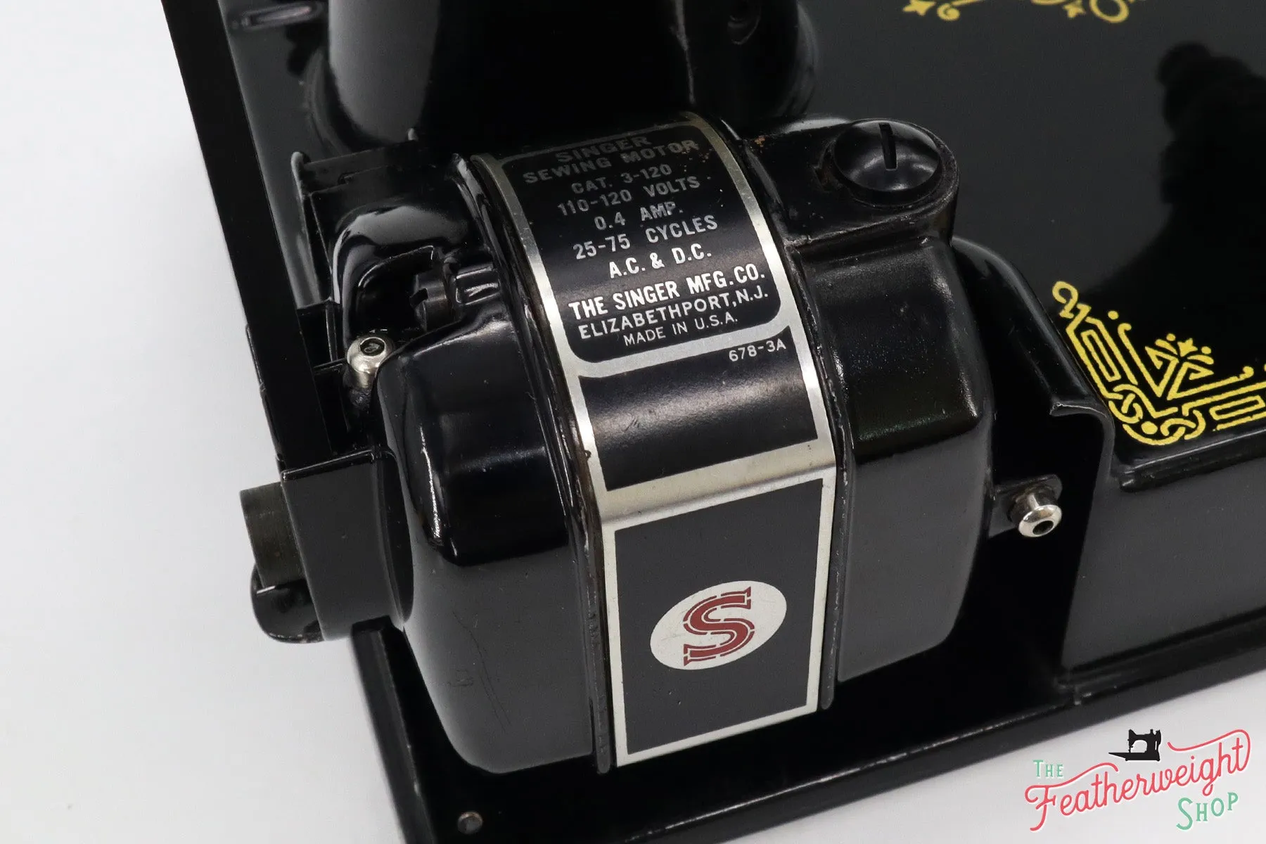 Singer Featherweight 221 Sewing Machine, AJ646***