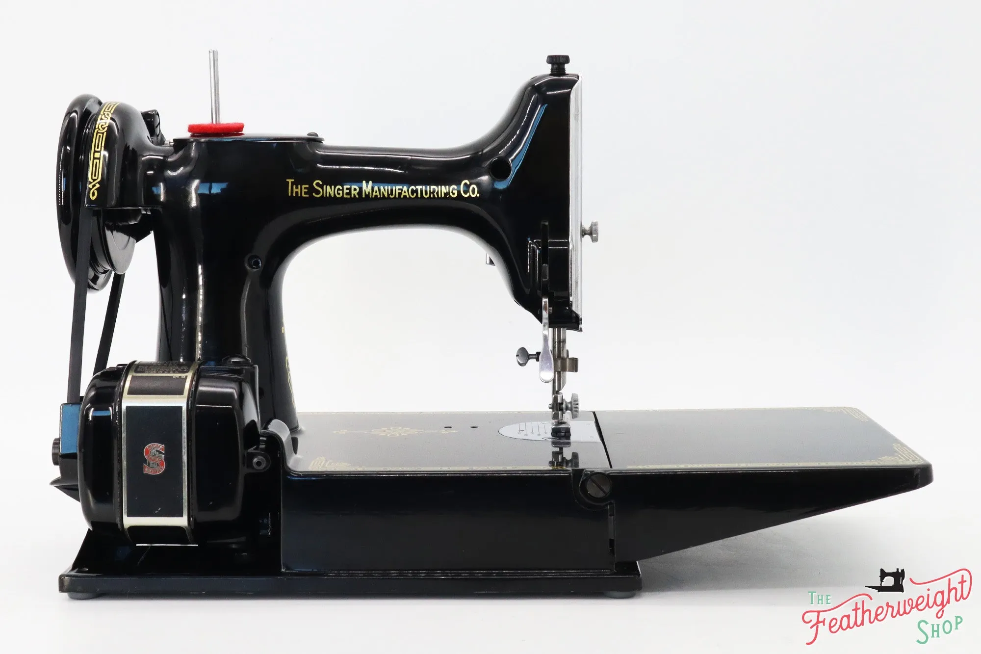 Singer Featherweight 221 Sewing Machine, AL432***