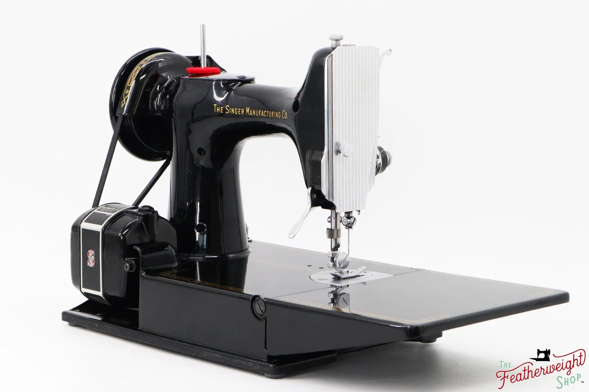 Singer Featherweight 221 Sewing Machine, AM698*** - 1957