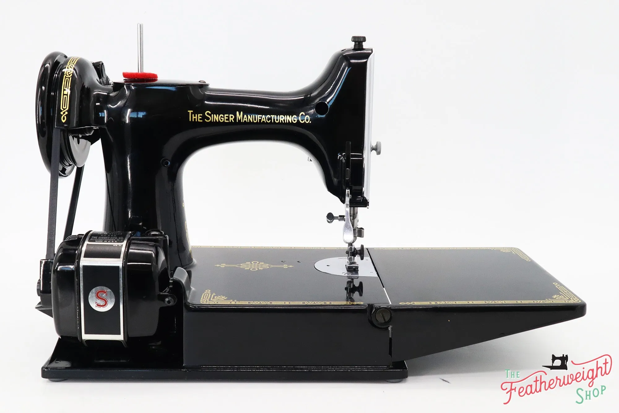 Singer Featherweight 221 Sewing Machine, Centennial: AK3968**