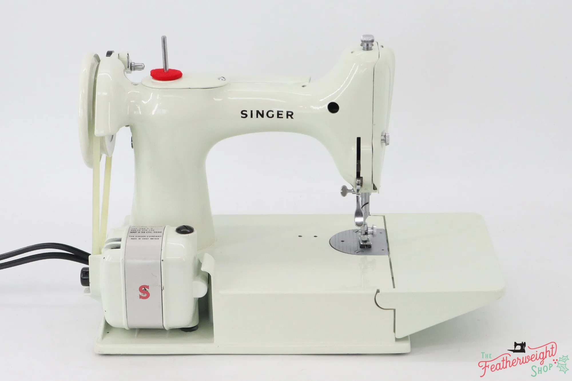 Singer Featherweight 221 Sewing Machine, WHITE - FA235***