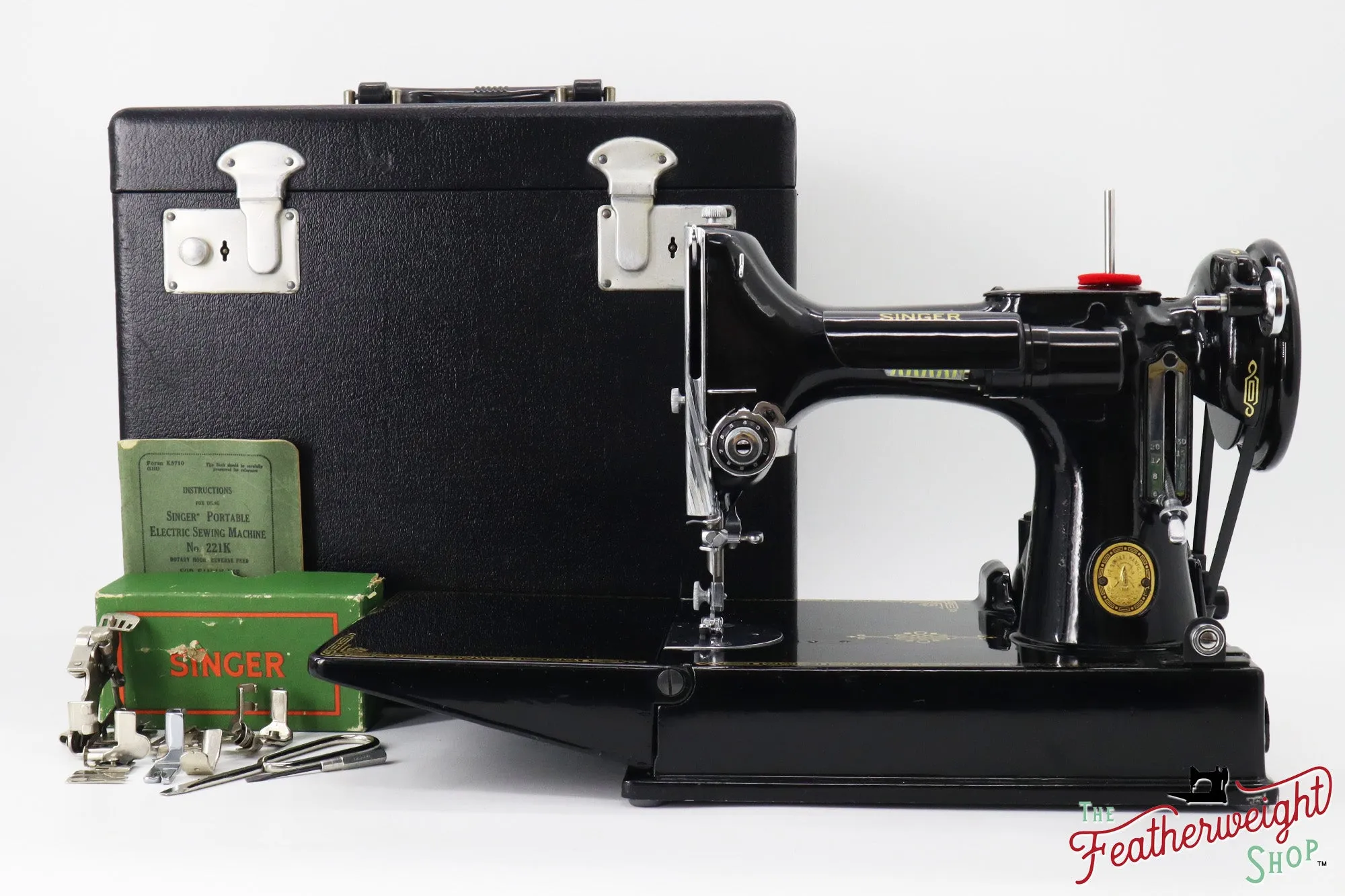 Singer Featherweight 221K Sewing Machine, 1951 - EG442***