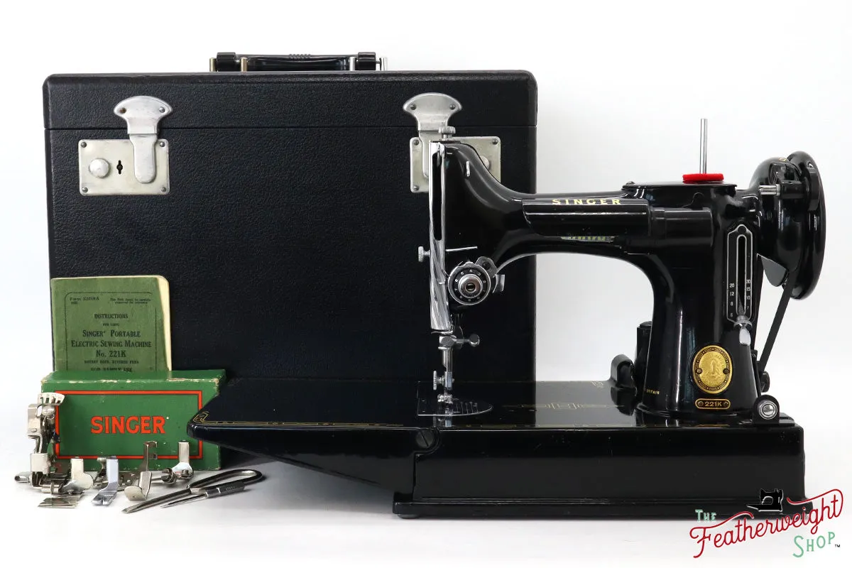 Singer Featherweight 221K Sewing Machine, 1956 - EL5383**