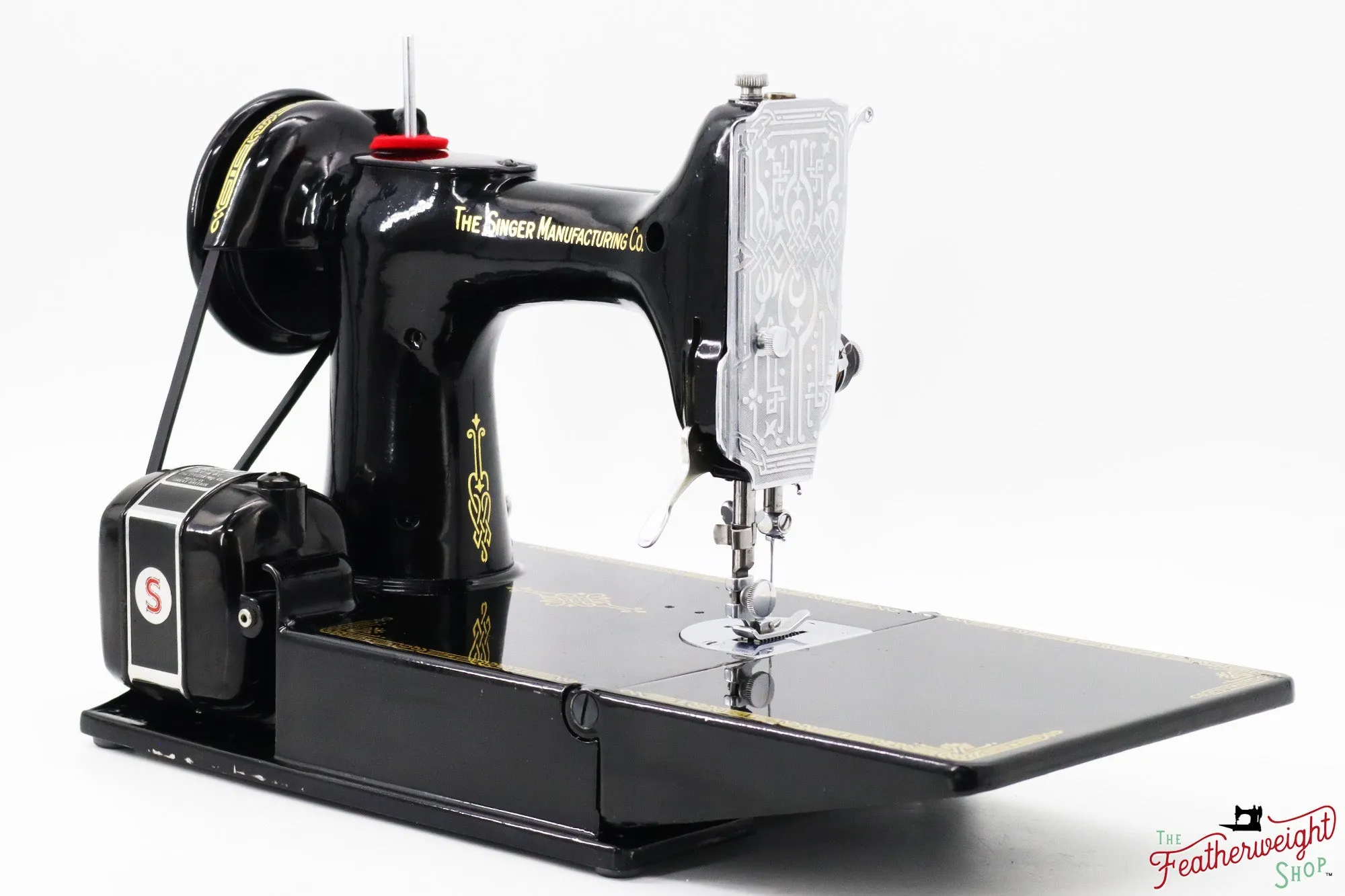 Singer Featherweight 221K Sewing Machine, Centennial: EG3100**