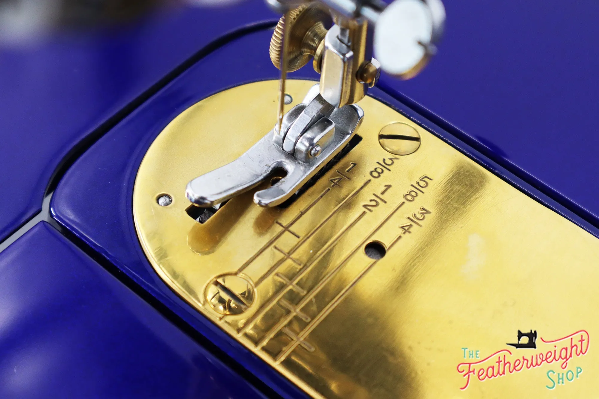 Singer Featherweight 222K EJ6185** - Fully Restored in Royal Cobalt Blue - Gold Plated!