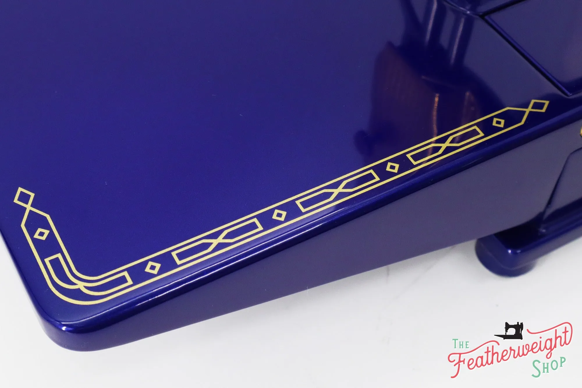 Singer Featherweight 222K EJ6185** - Fully Restored in Royal Cobalt Blue - Gold Plated!