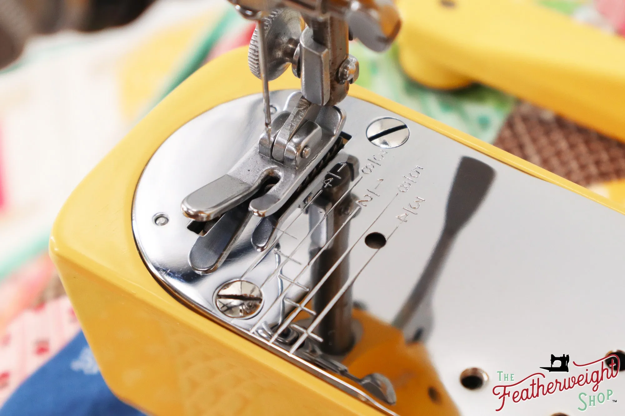 Singer Featherweight 222K - EJ9124** - Fully Restored in Happy Yellow