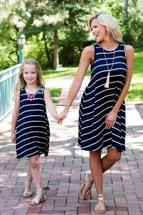 Striped Round Neck Mommy And Daughter Matching Dresses