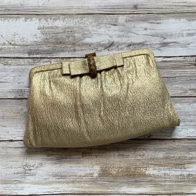 Vintage Gold Lame Clutch.  1960s Evening Bag. Glamorous Gold Purse. Vintage Fashion.