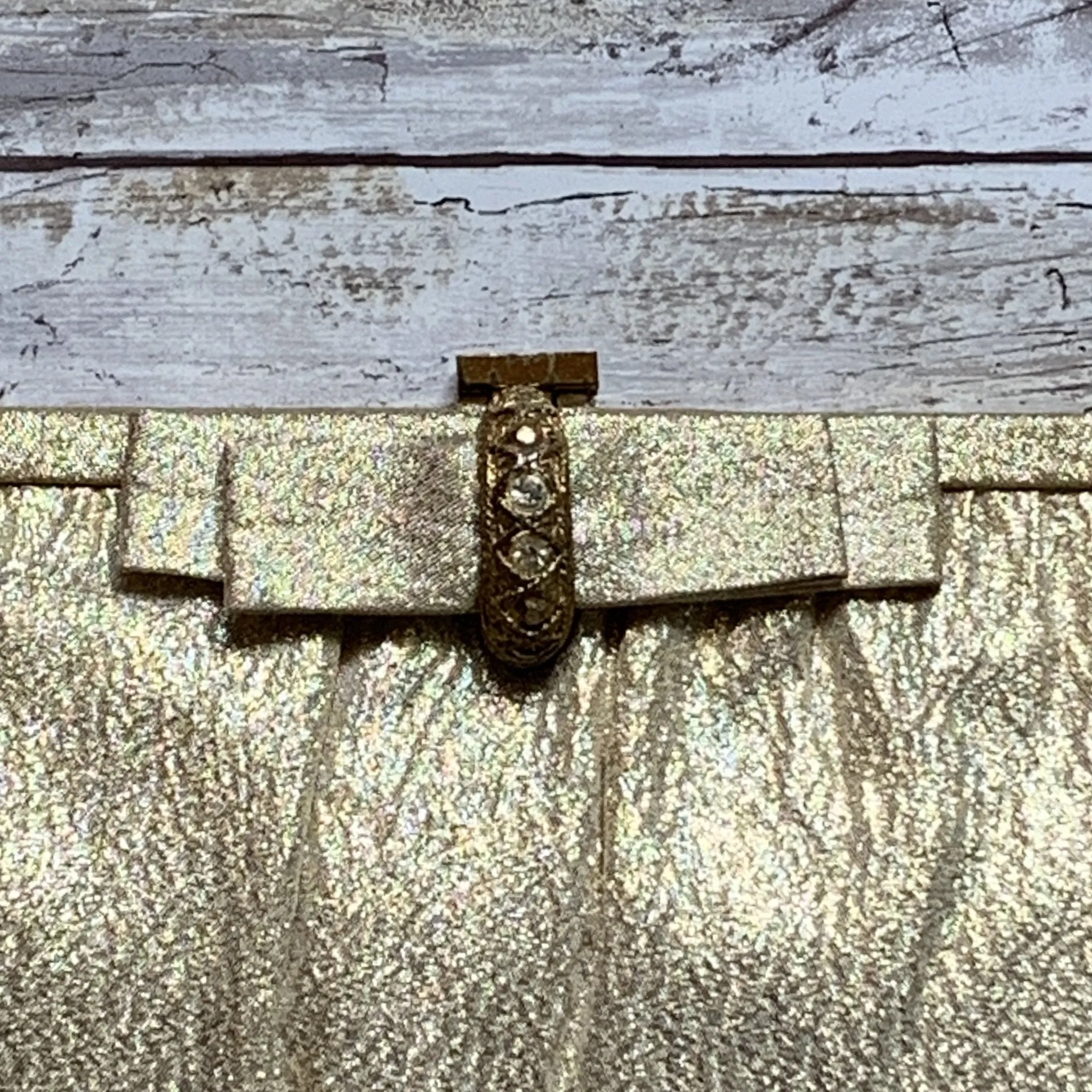 Vintage Gold Lame Clutch.  1960s Evening Bag. Glamorous Gold Purse. Vintage Fashion.