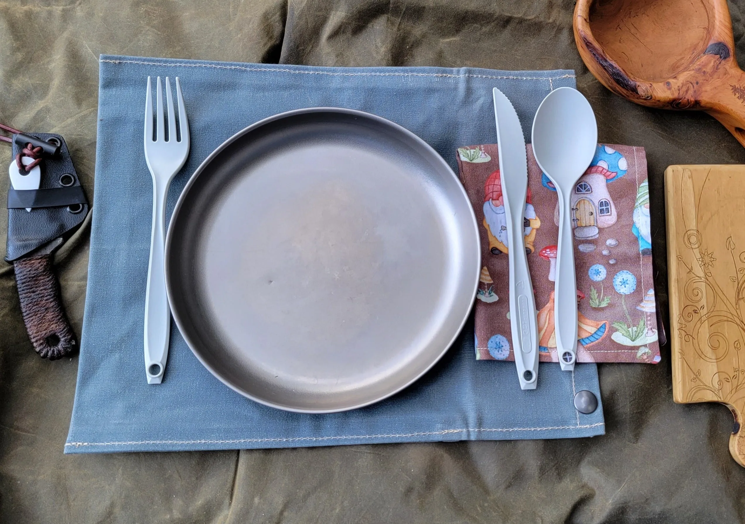 Waxed Canvas Grub Bag for keeping your dishes and utensils organized  by PNWBUSHCRAFT