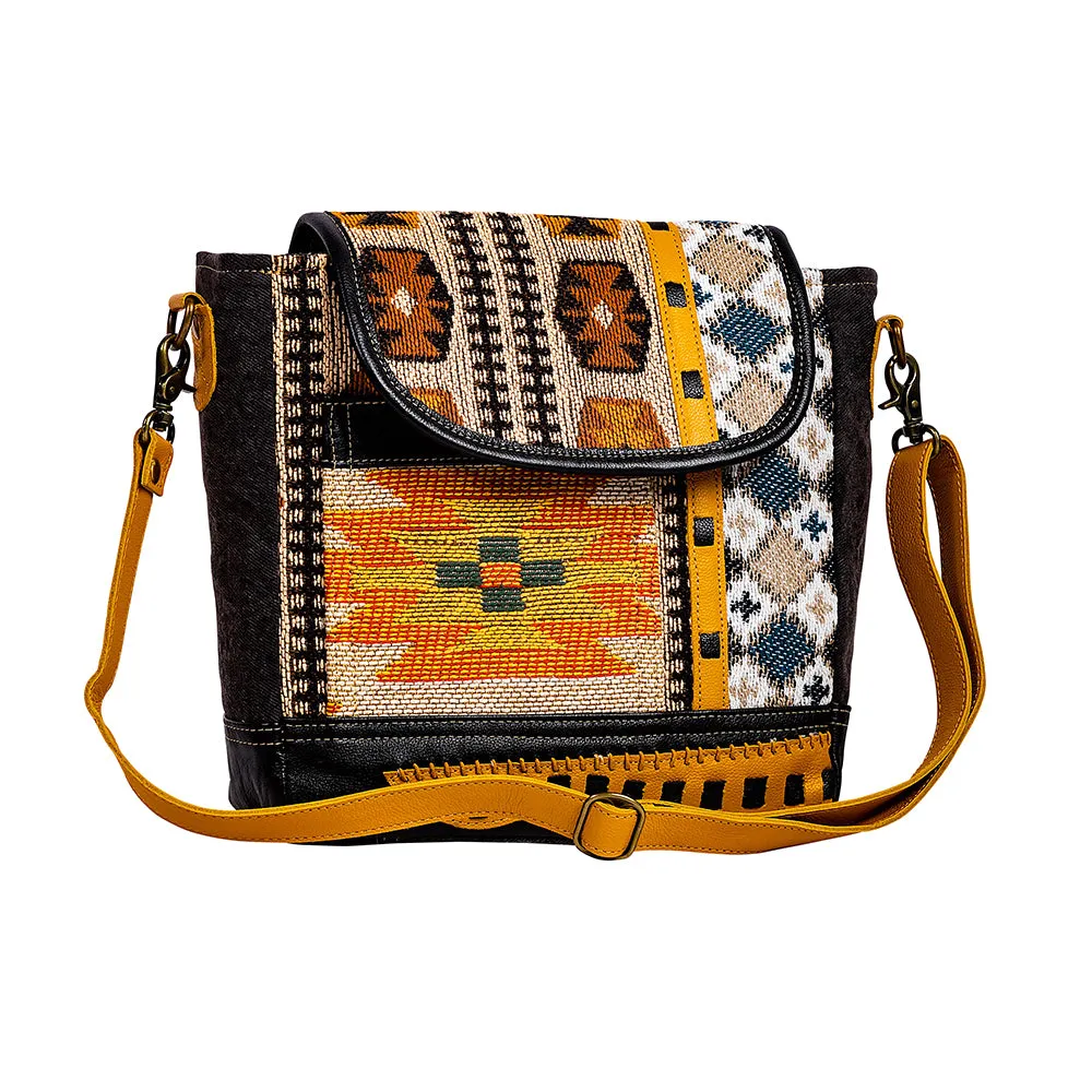 Zonta Mesa Shoulder Bag